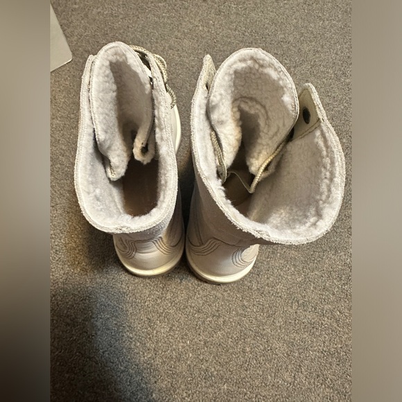 Timberland Women’s Teddy Fleece Fold-Down WP Ankle Boot #TB08331R Natural/ Grey - Picture 7 of 12